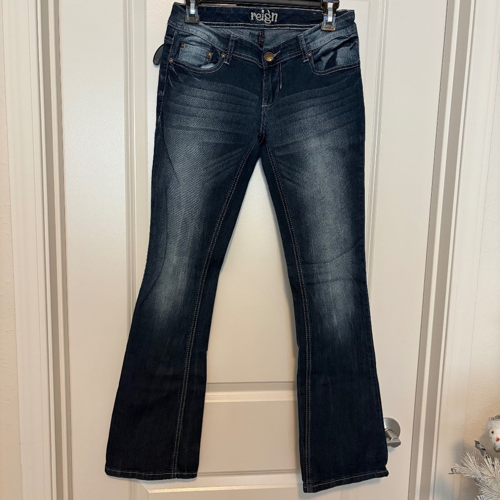 Y2K "Reign" Size 5 Women's Bootcut Jeans - Like New!!